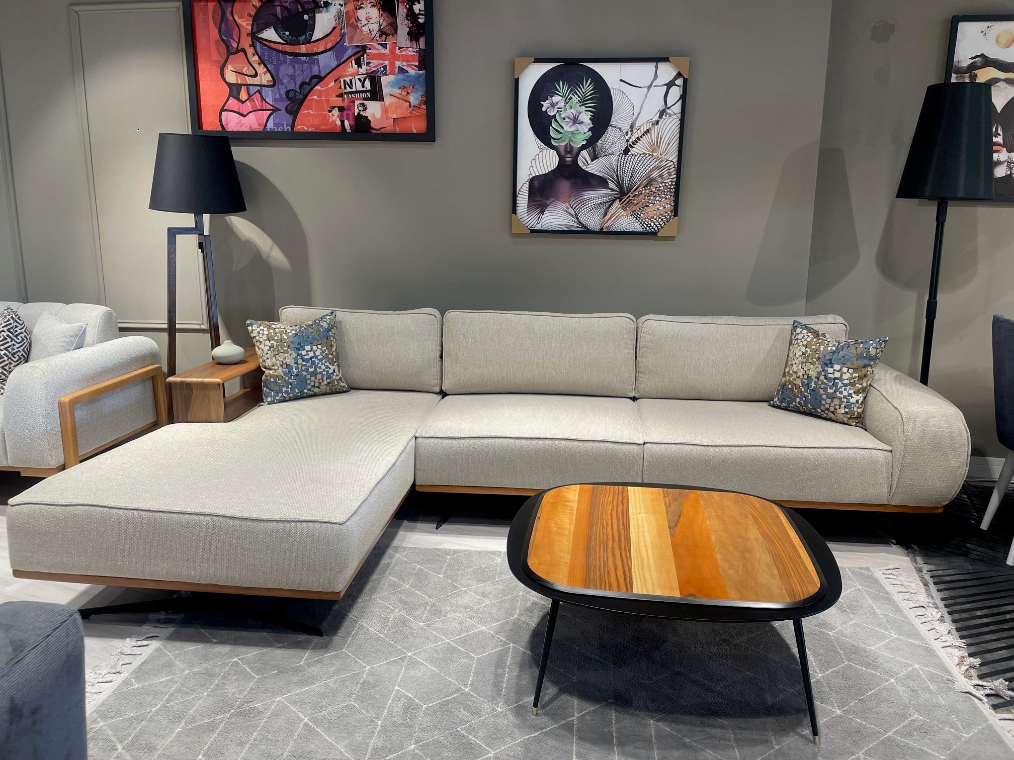 Nehir Corner Sofa (Clearance)