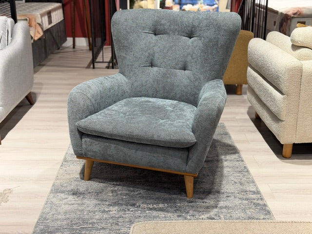 Anka Armchair (Clearance)