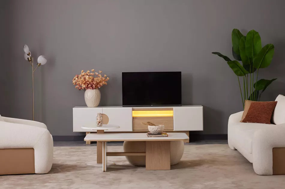 Lisa TV Stand