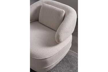 Pragma Armchair